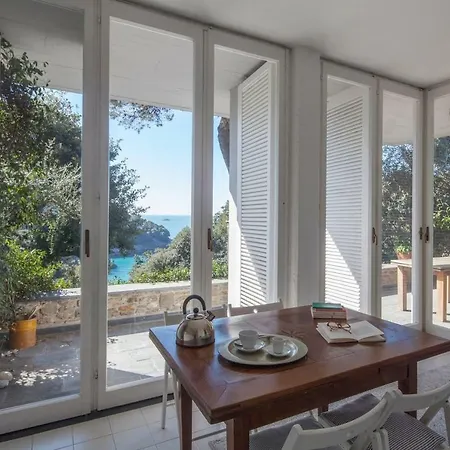 Fivestay - La Caletta Exclusive House شقة